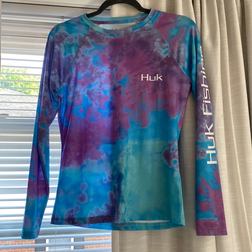 Huk Fishing Sun Shirt